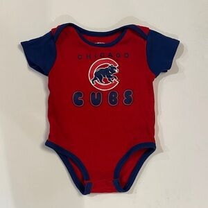 Genuine Merchandise Red and Navy Chicago Cubs Baby Bodysuit